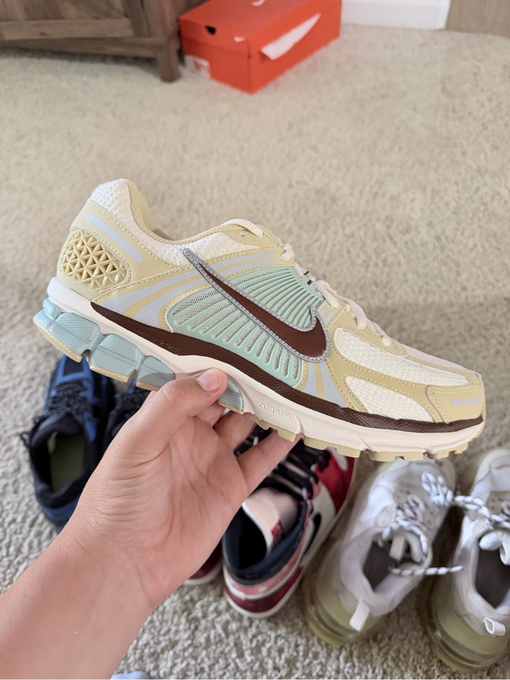 Nike Vomero 5  Cream & Mint Running Shoe with Brown Swoosh